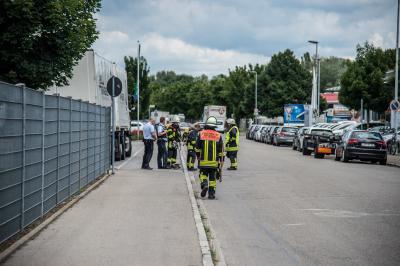 Wendlingen: Unbekannter Geruch im Industriegebiet loest Feuerwehreinsatz aus